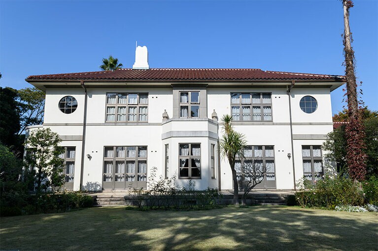 大英帝国時代の威厳を感じられる「横浜市イギリス館」［横浜市指定文化財］。