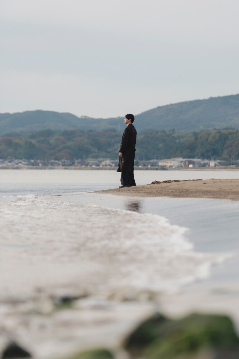 佐渡・宿根木に残る原風景に魅せられて。俳優・工藤阿須加さんと江戸時代にタイムスリップ【通いたくなる島、佐渡】