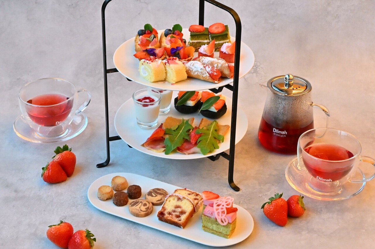 「ガトー・ド・ボワ × ノボテル奈良 いちご香る プレミアム アフタヌーンティー」のイメージ。1名4,500円（税・サ込）、前日15時までに要予約。提供期間／2026年1月4日（日）～2026年2月28日（土）