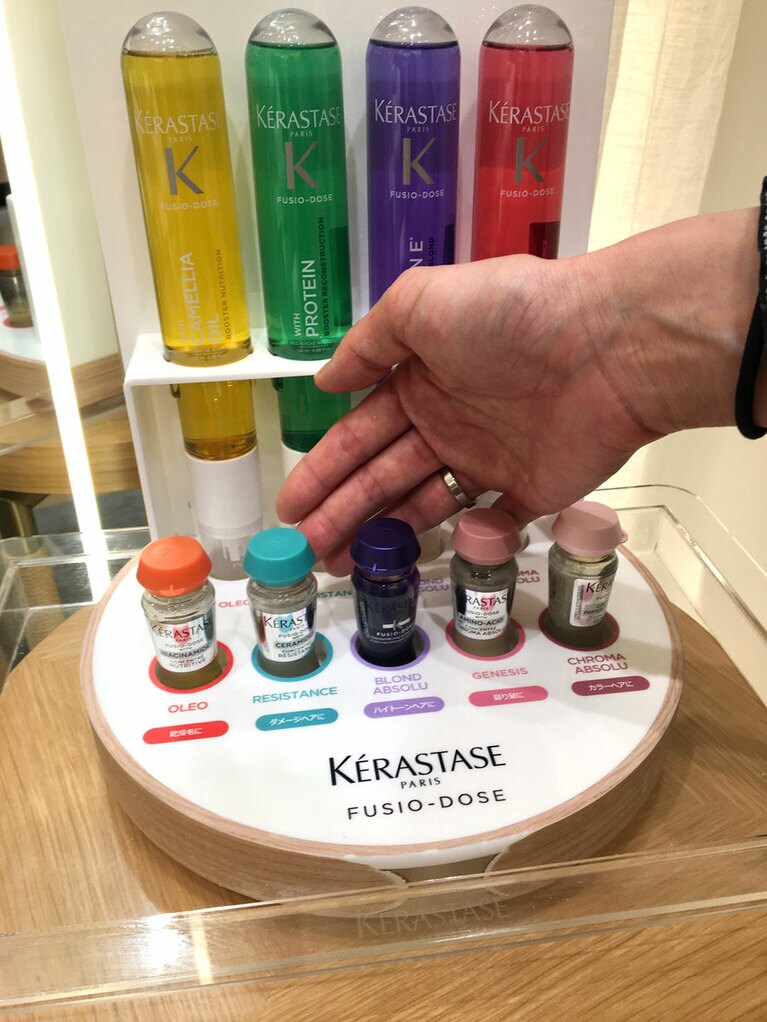 メインには下段左から2番目の「レジスタンス コンサントレ」を、サブには上段左端の「オレオフュージョン ブースター」を選んでもらいました。