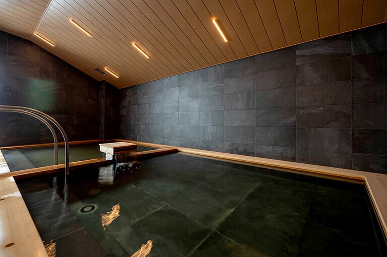 泉質は、ナトリウム・カルシウムー炭酸水素塩・塩化物泉 （中性低調性高温泉）。